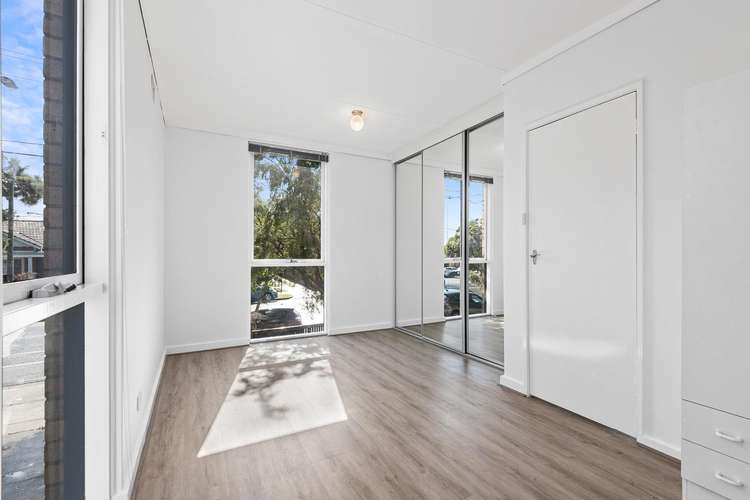 Fifth view of Homely apartment listing, 6/26 Dundas Street, Thornbury VIC 3071