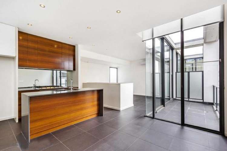 Second view of Homely townhouse listing, 4/2 Old Heidelberg Road, Alphington VIC 3078
