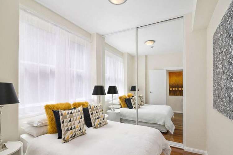 Third view of Homely apartment listing, 401/3-5 Greenknowe Avenue, Potts Point NSW 2011