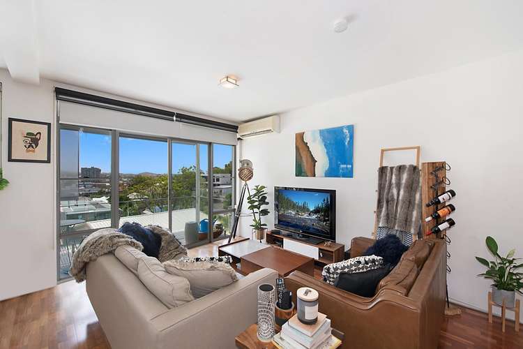 Main view of Homely apartment listing, 8/110 Crosby Road, Ascot QLD 4007