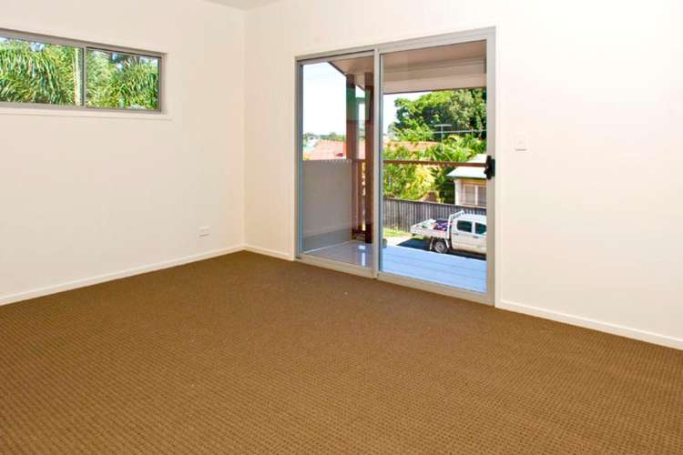 Fifth view of Homely townhouse listing, 1/27 Belfast Street, Yeronga QLD 4104