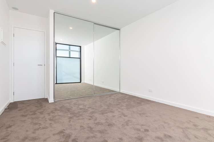 Fifth view of Homely apartment listing, 205/111 Inkerman Street, St Kilda VIC 3182