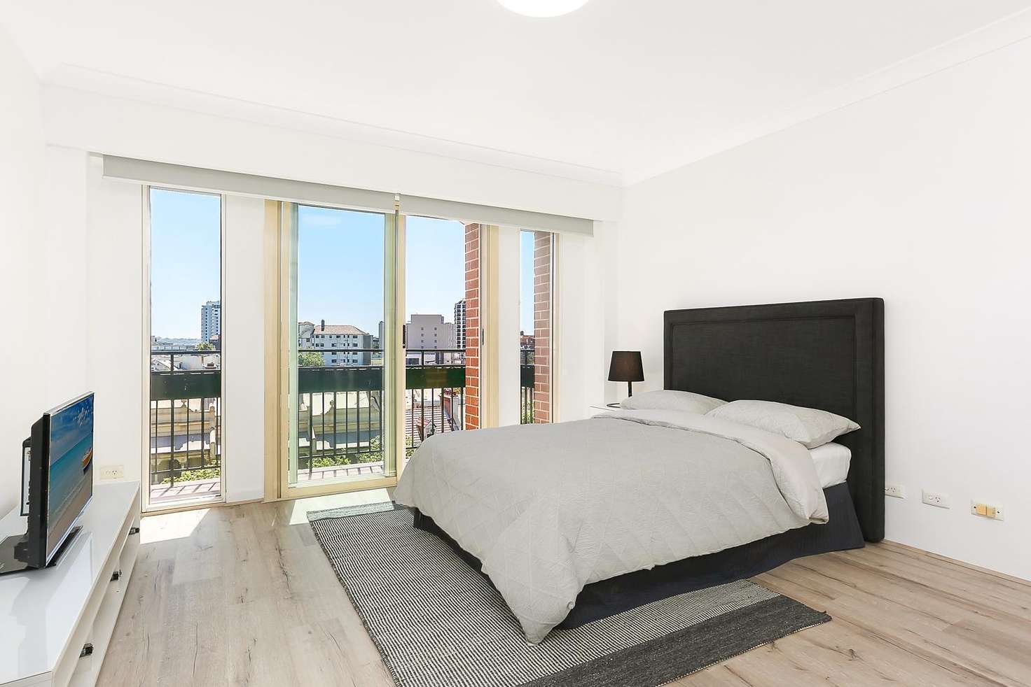 Main view of Homely studio listing, 605/33 Bayswater Road, Potts Point NSW 2011