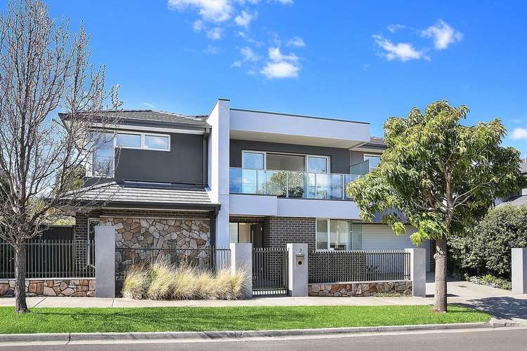 2 Marks Street, Strathmore VIC 3041