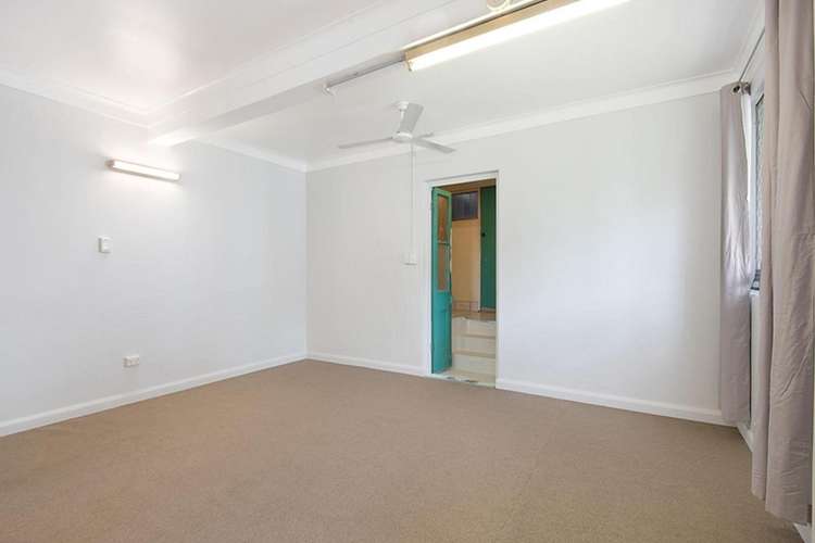 Fourth view of Homely unit listing, 4/11 Leonard Street, Woolloongabba QLD 4102