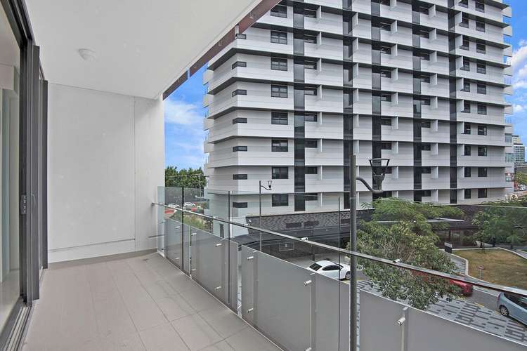 Fourth view of Homely apartment listing, 4024/33 Remora Road, Hamilton QLD 4007