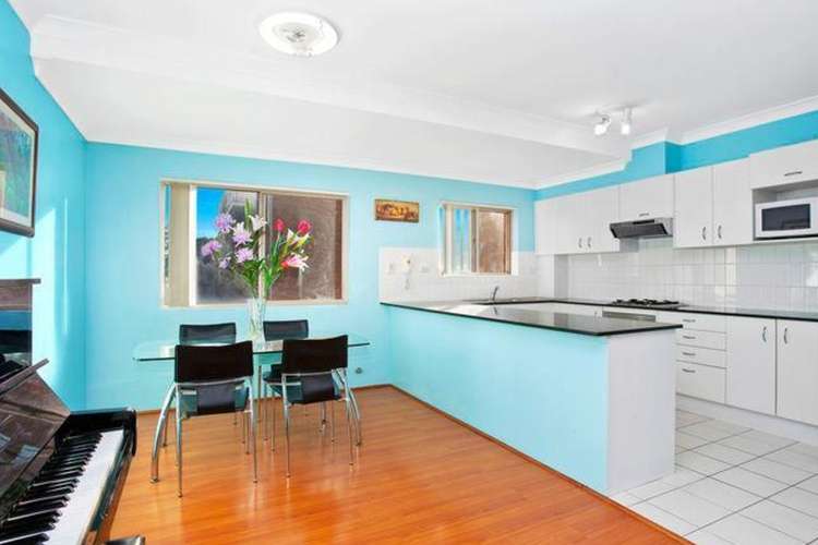Second view of Homely apartment listing, 4/8 Macintosh Street, Mascot NSW 2020