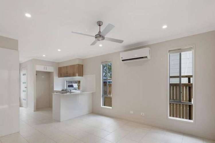 Main view of Homely townhouse listing, 15 Macquarie Circuit, Fitzgibbon QLD 4018