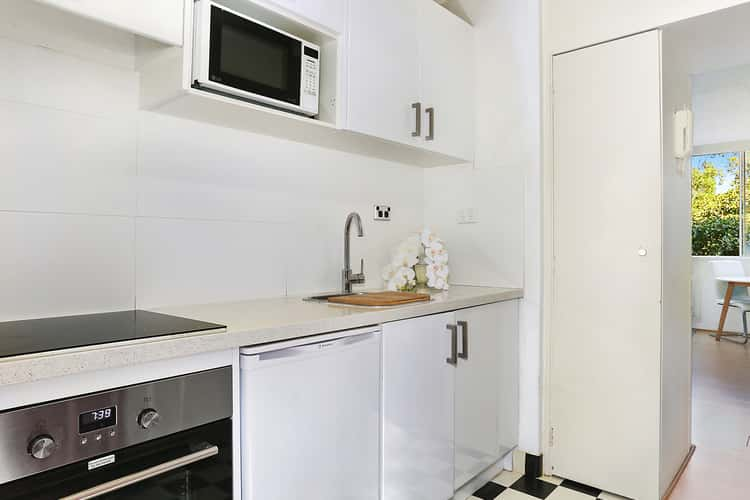 Main view of Homely studio listing, 46/68 Roslyn Gardens, Rushcutters Bay NSW 2011