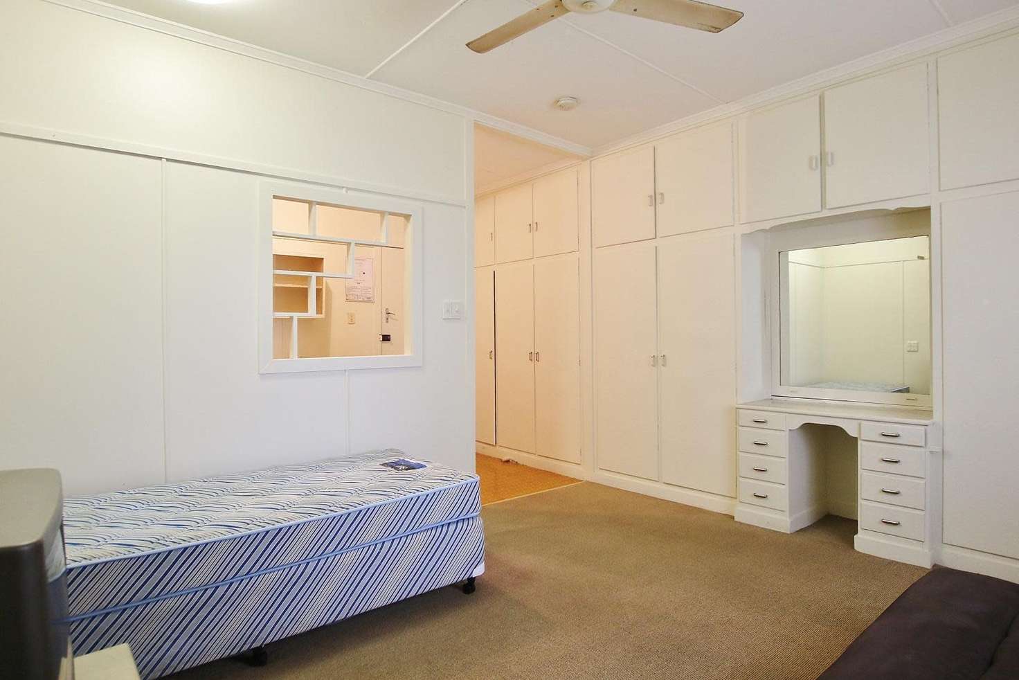 Main view of Homely studio listing, 2/138 West Street, Allenstown QLD 4700