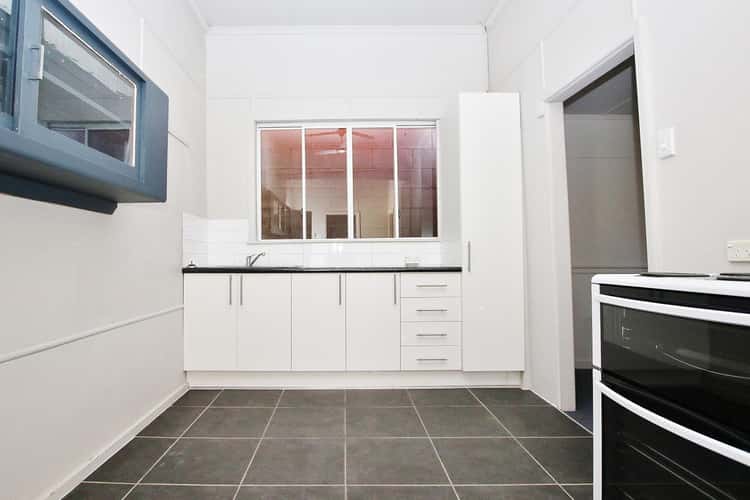 Main view of Homely apartment listing, Upstairs 22 Upper Dawson Road, Allenstown QLD 4700