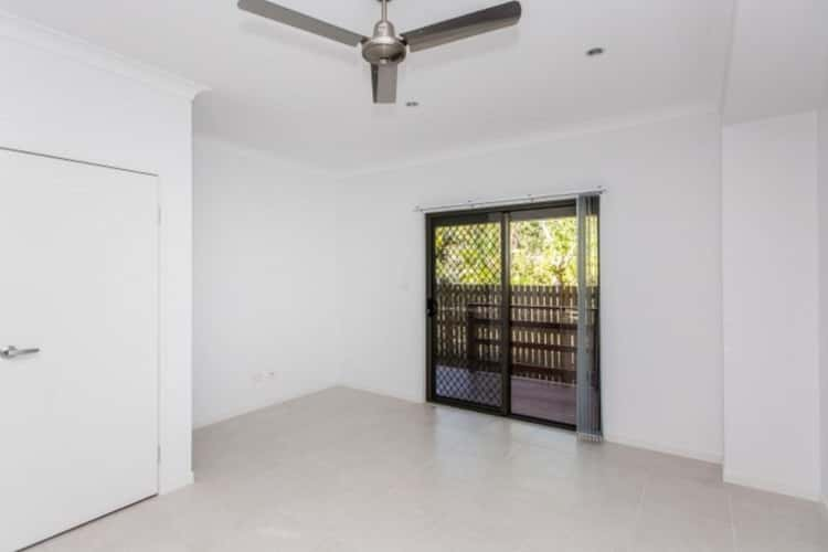 Fifth view of Homely apartment listing, 2/15 Oxford Street, Allenstown QLD 4700