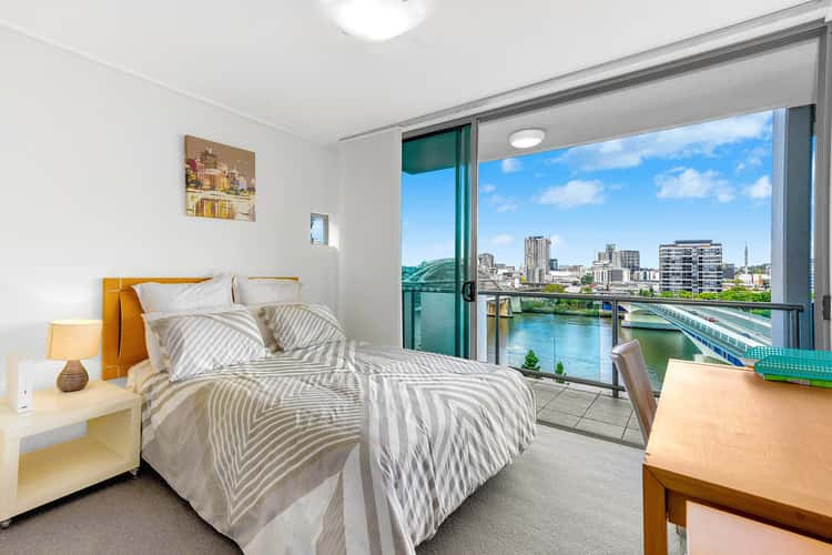 Main view of Homely apartment listing, 1702/100 Quay Street, Brisbane City QLD 4000