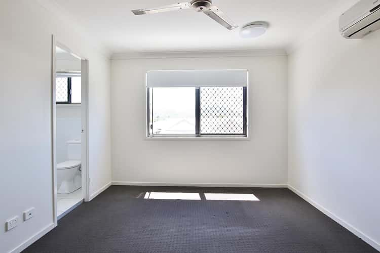 Fifth view of Homely apartment listing, 2/71 Richmond Street, Berserker QLD 4701