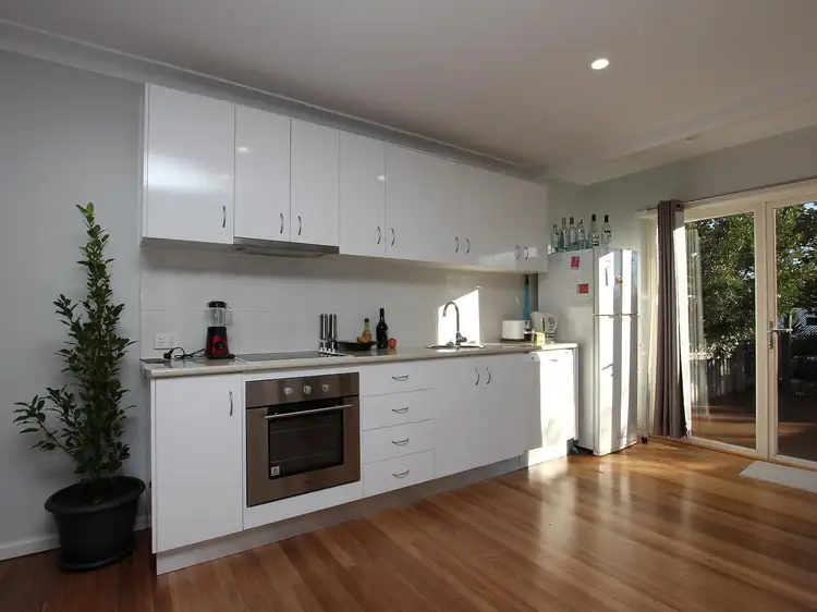 2/17 Grandview Street