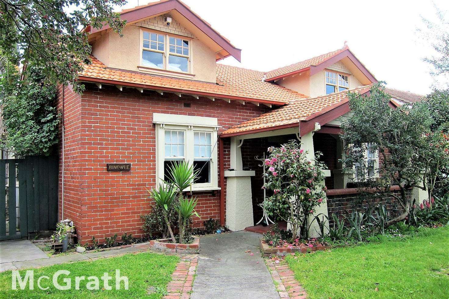 Main view of Homely house listing, 201 Kambrook Road, Caulfield VIC 3162