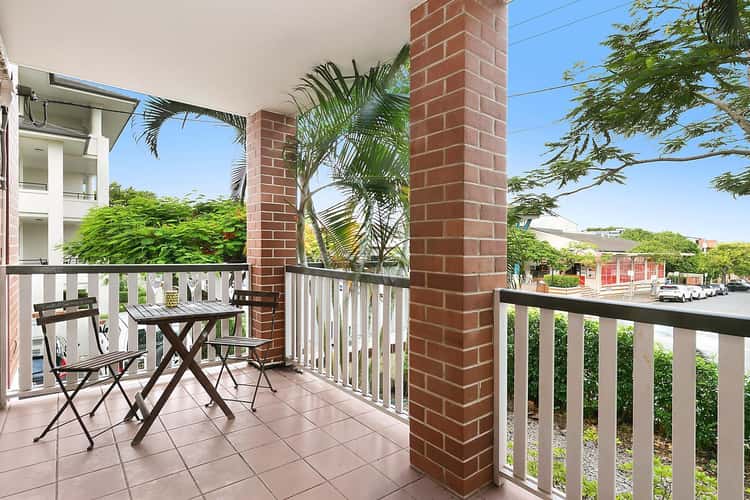 Second view of Homely unit listing, 3/106 Racecourse Road, Ascot QLD 4007