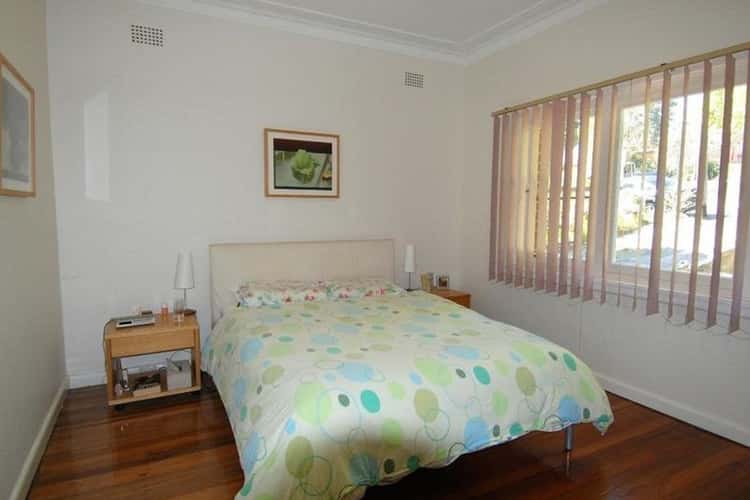 Fifth view of Homely apartment listing, 9 Edith Street, Castlecrag NSW 2068