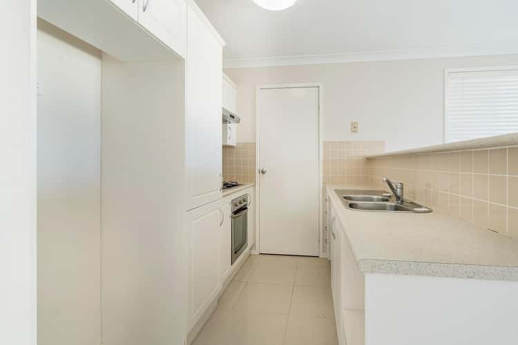 Third view of Homely house listing, 8 Araminta Chase, Cameron Park NSW 2285