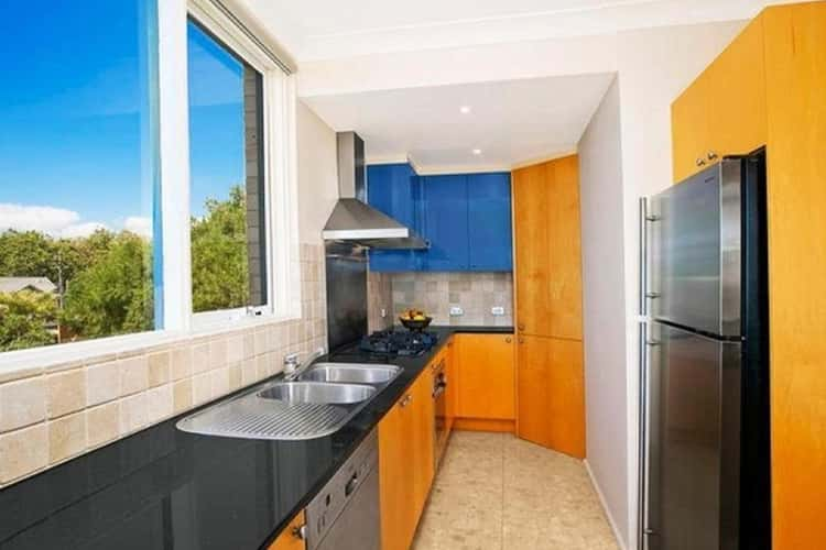 Third view of Homely apartment listing, 1/12 Kareela Road, Cremorne NSW 2090