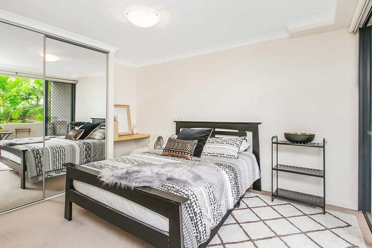 Fourth view of Homely unit listing, 15/38 Brougham Street, Fairfield QLD 4103