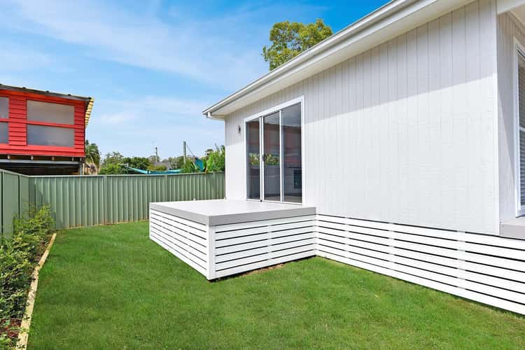 Fifth view of Homely unit listing, 250A Lakedge Avenue, Berkeley Vale NSW 2261