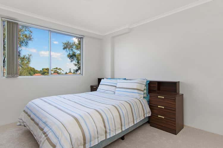 Fourth view of Homely apartment listing, 17/37 Paul Street, Bondi Junction NSW 2022