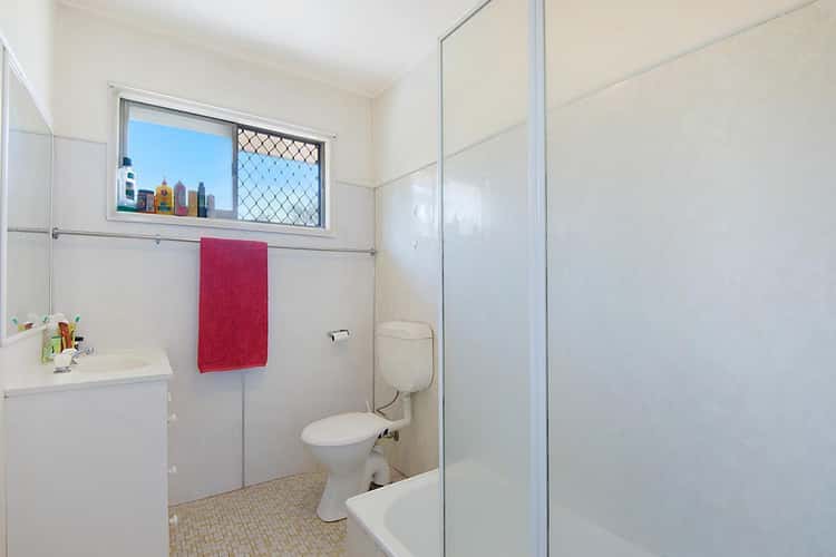 Fifth view of Homely unit listing, 4/21 Birkalla Street, Bulimba QLD 4171