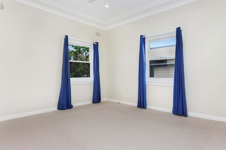 Third view of Homely apartment listing, 4/33 Dudley Street, Coogee NSW 2034