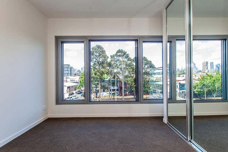 Fourth view of Homely apartment listing, 302/120 Gipps Street, Abbotsford VIC 3067