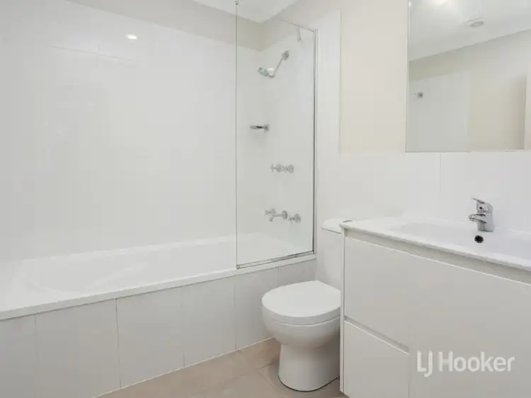 Fifth view of Homely townhouse listing, 2/92 Great Western Highway, Kingswood NSW 2747