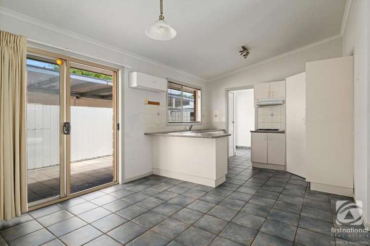 Third view of Homely townhouse listing, 2/7 Burnley Street, Wodonga VIC 3690
