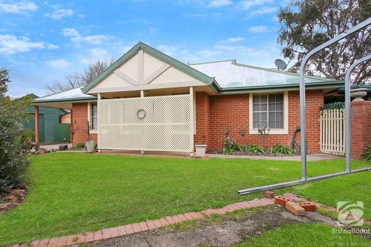 Main view of Homely unit listing, 2/561 Webb Street, Lavington NSW 2641