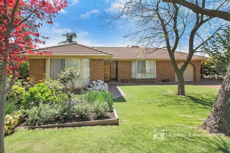 40 Menzies Street