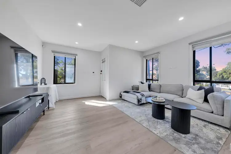 Sixth view of Homely house listing, 2 Bradley Street, Broadmeadows VIC 3047