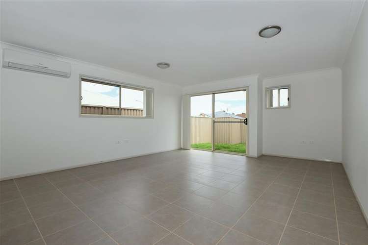 Fourth view of Homely apartment listing, 1/10 Northpoint Avenue, Harlaxton QLD 4350