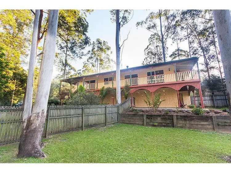 9-11 The Oval Drive, Mount Nathan QLD 4211