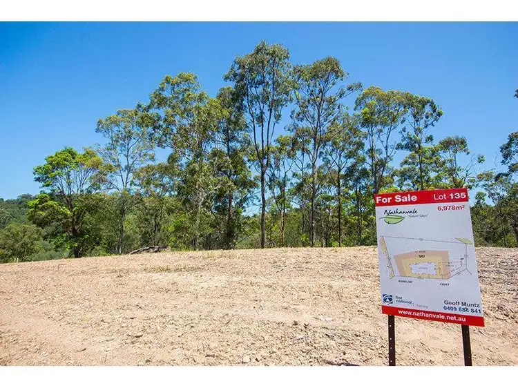 135 Ridgeline Court, Mount Nathan QLD 4211