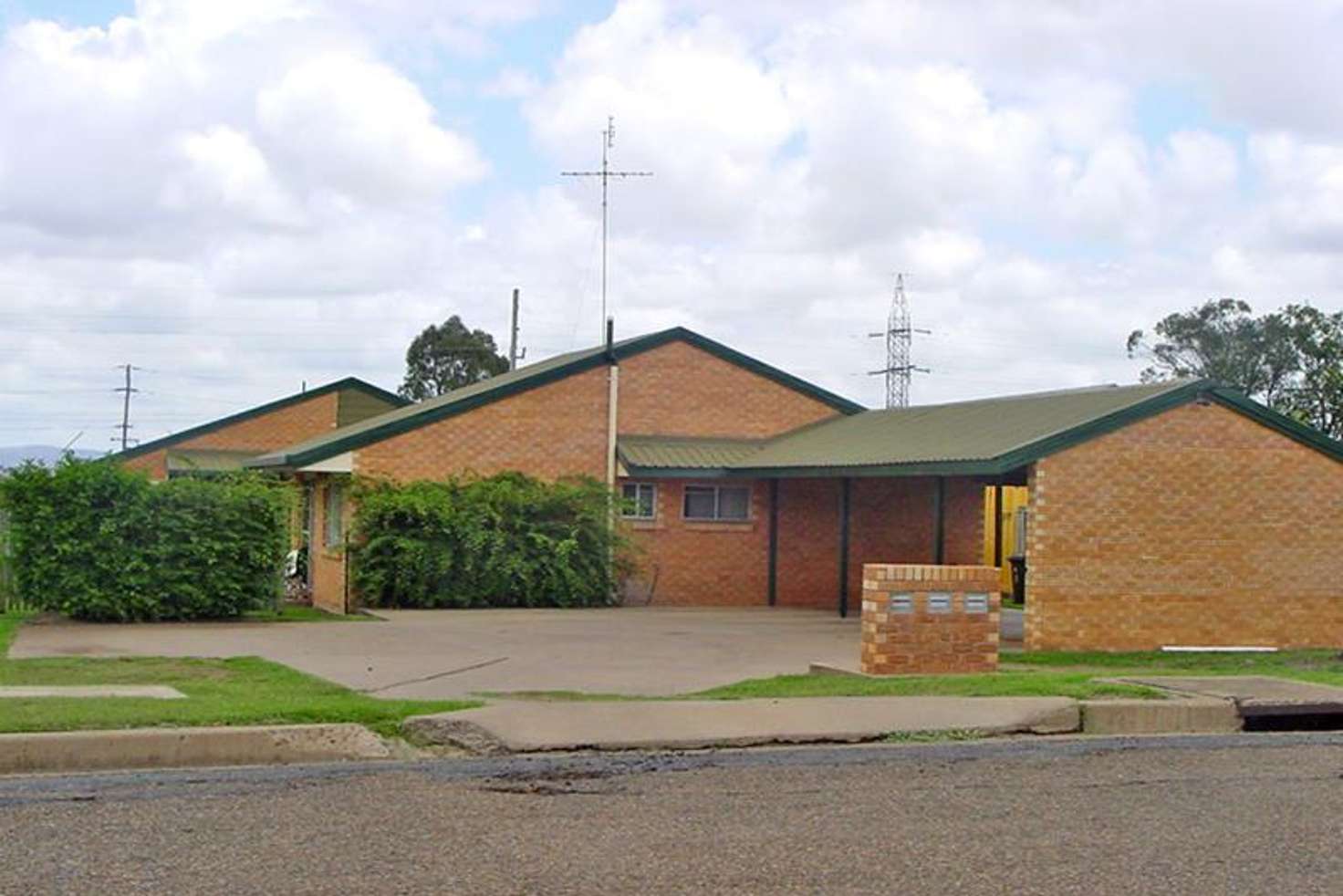 Main view of Homely house listing, 1/171 Kariboe Street, Biloela QLD 4715
