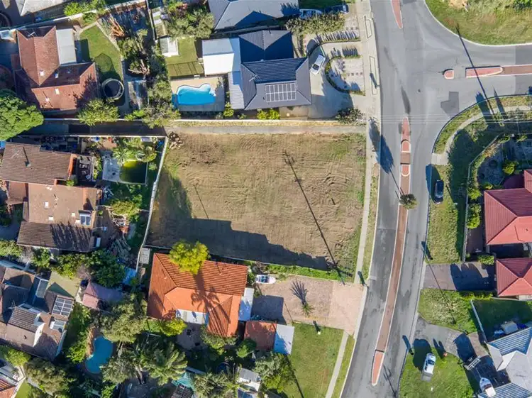 137A Bridgewater Drive, Kallaroo WA 6025