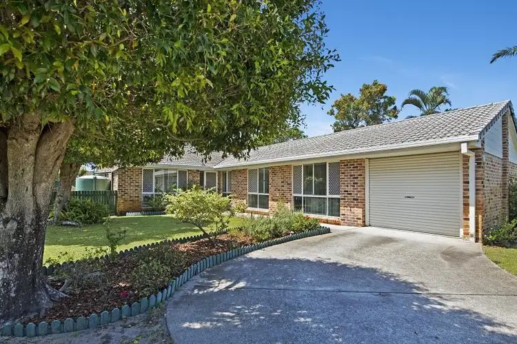 20 Eighth Avenue, Woorim QLD 4507