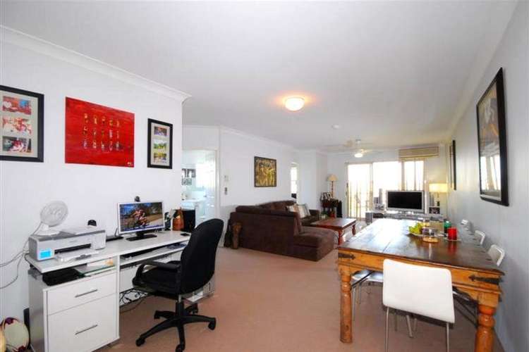 Main view of Homely unit listing, 6/237 Cavendish Road, Coorparoo QLD 4151