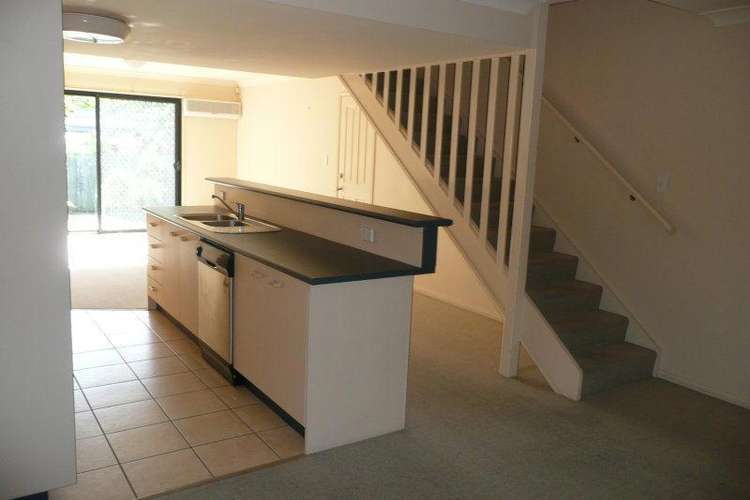 Third view of Homely townhouse listing, 21/21 Boongall Road, Camp Hill QLD 4152