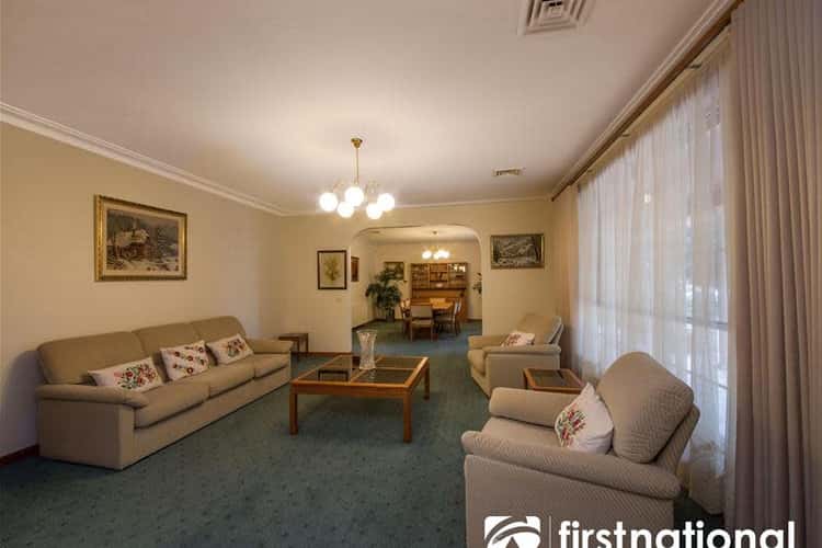 Sixth view of Homely acreageSemiRural listing, 5 Fairmont Court, Narre Warren North VIC 3804