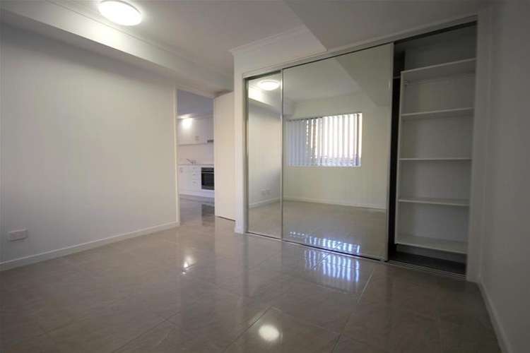 Fourth view of Homely unit listing, 6/39 Wellington Street, Coorparoo QLD 4151