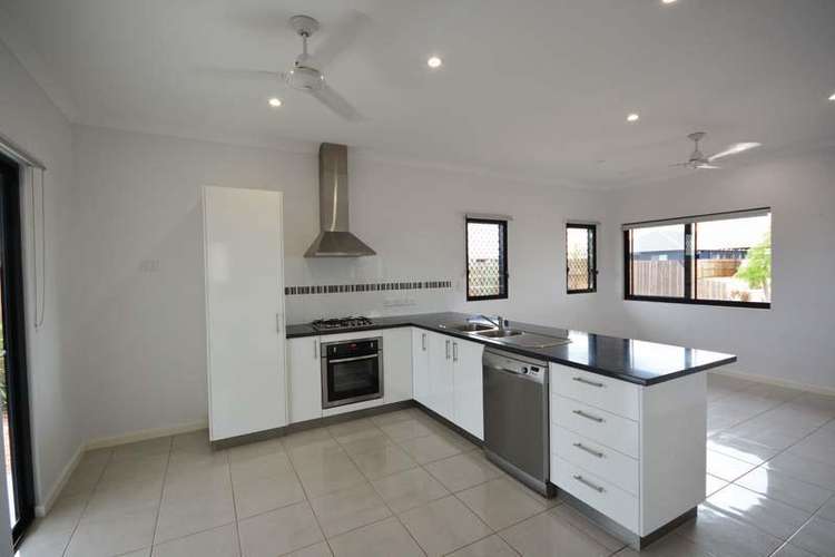 Second view of Homely house listing, 37 Sariago Terrace, Bilingurr WA 6725