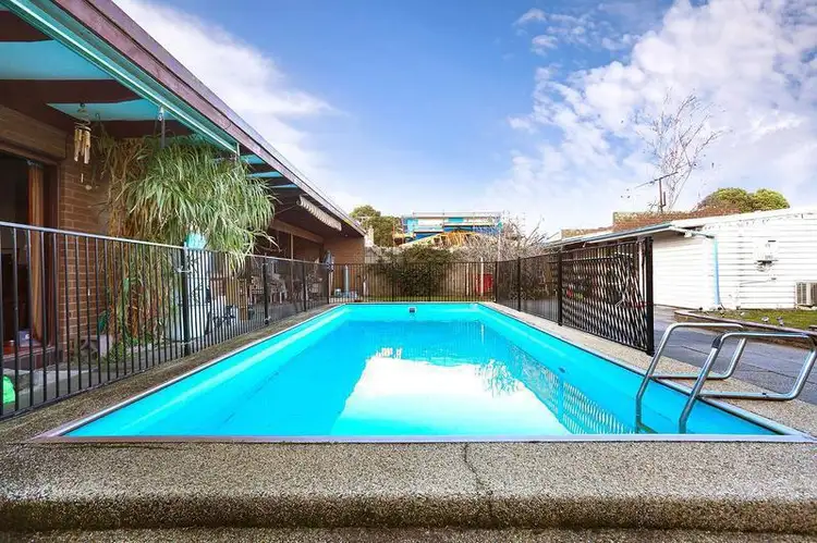 10A & 10B/10 Bowen Street