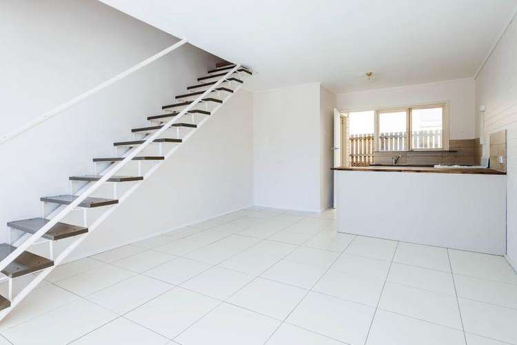 Main view of Homely apartment listing, 10 Thomas Drive, Chevron Island QLD 4217