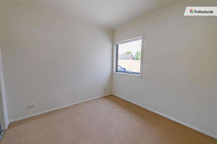 Fifth view of Homely unit listing, 1/14 Maree Court, Kurunjang VIC 3337