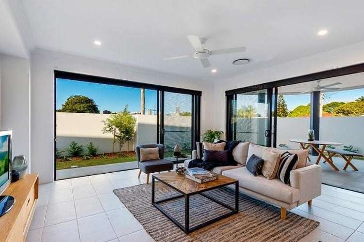 Sixth view of Homely villa listing, 1/2 St Pauls Place, Isle Of Capri QLD 4217